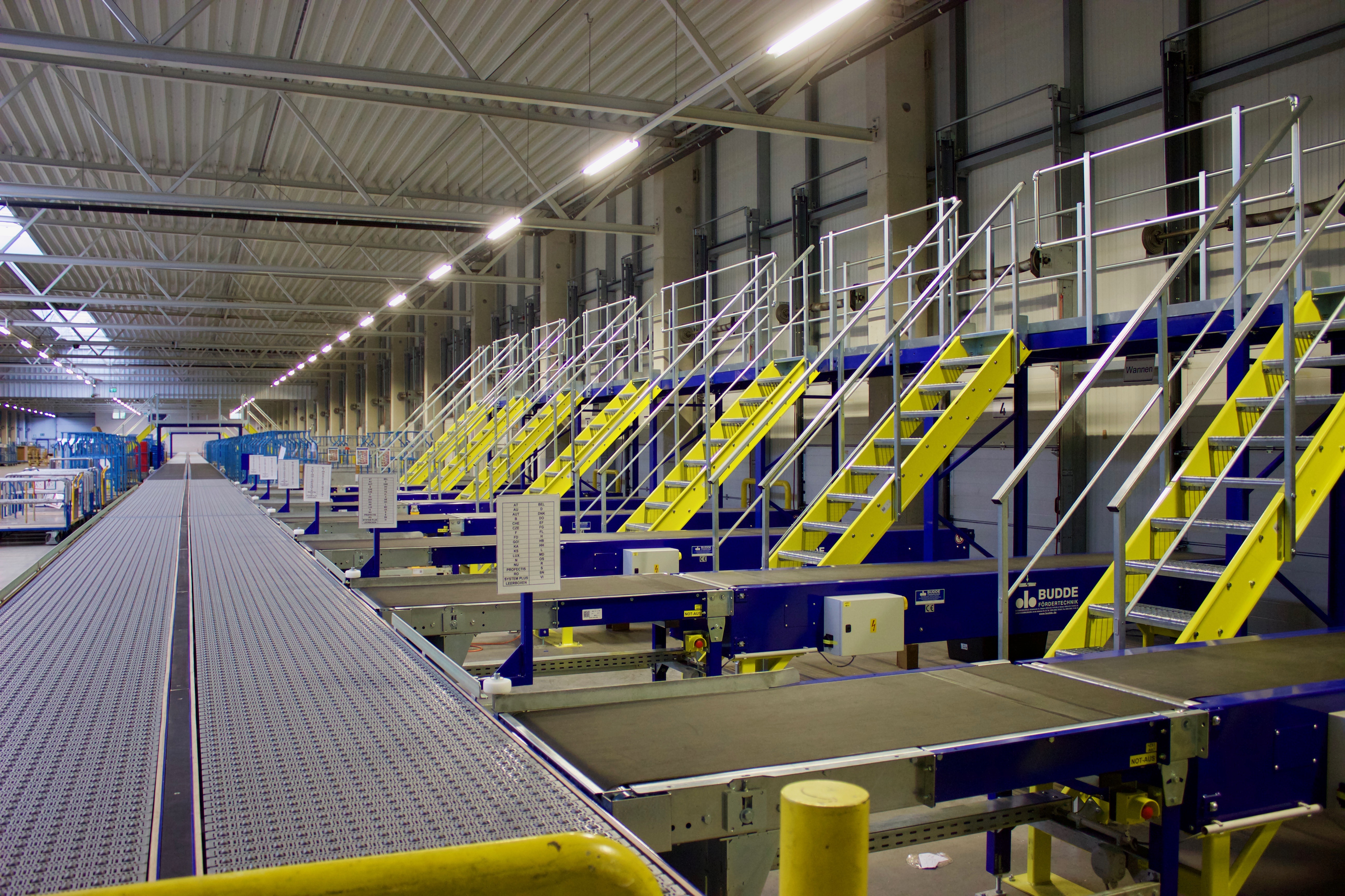 Night Star Express installiert neue Bandanlage im HUB in Hünfeld, Night ...